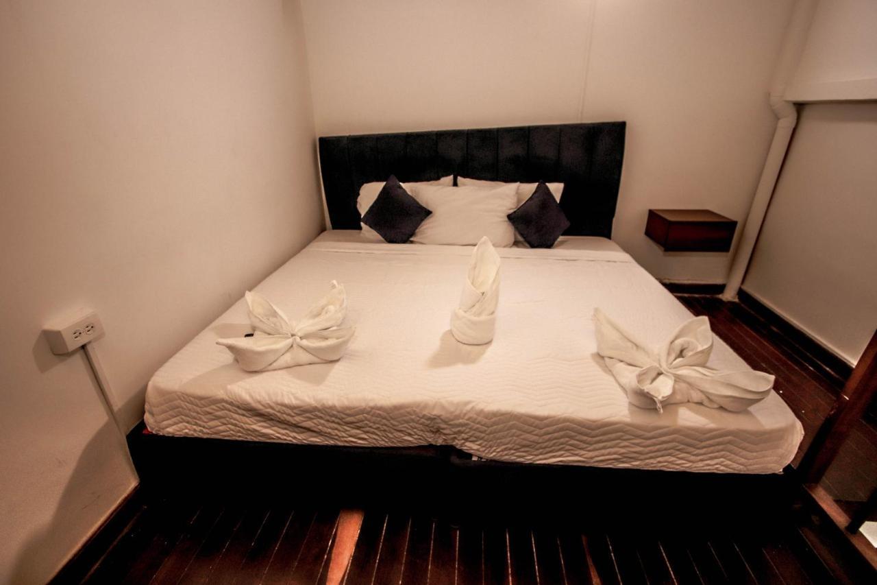 Aw Hotel Urban 80 Medellin Luaran gambar